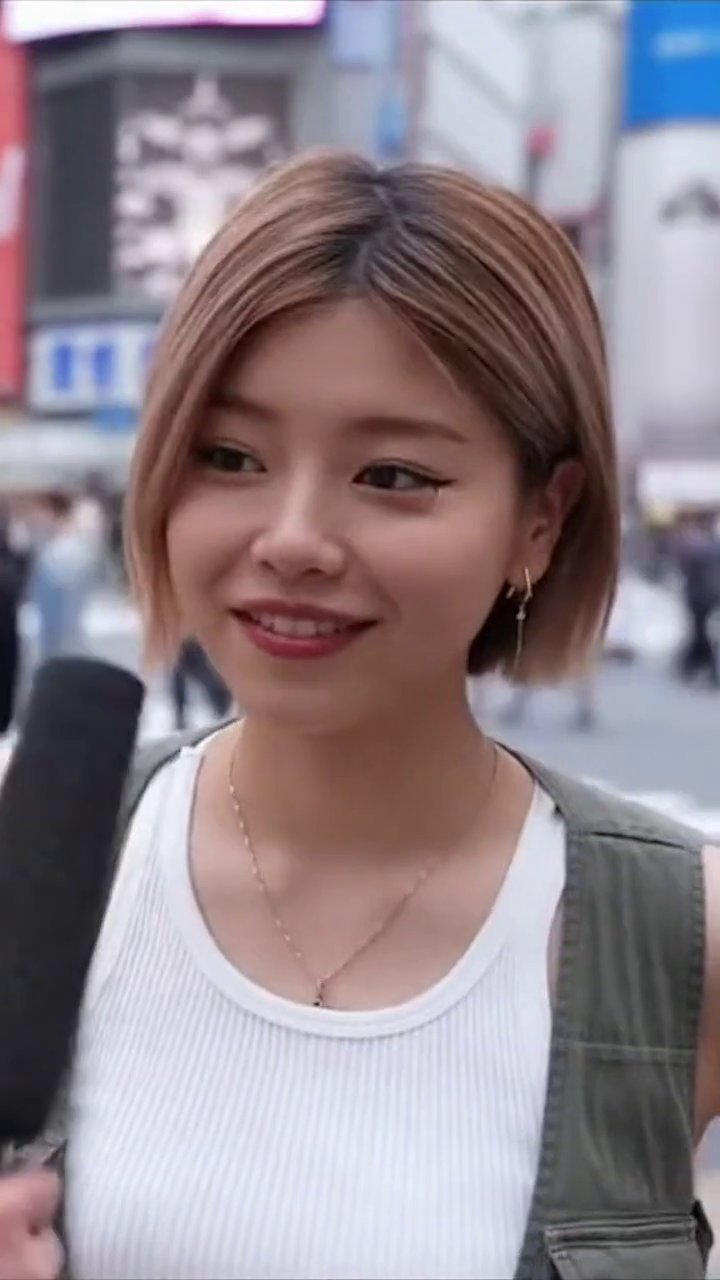 ワキ毛のある美の追求、今日の自撮り事情